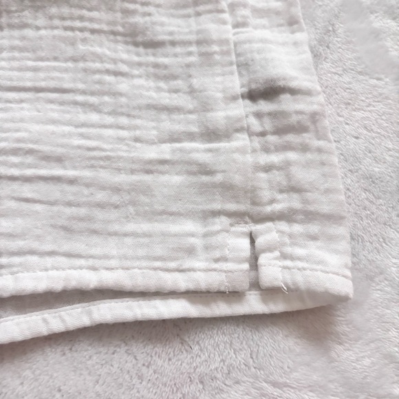 L.L. BEAN White Cloud Gauze High Rise Cover-Up Shorts--NWT--L - Picture 3 of 12